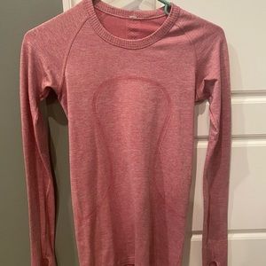 lululemon long sleeve shimmer shirt